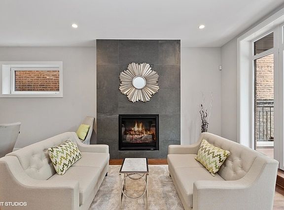 3rd image of 4713 N Damen Ave #1N