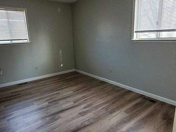 4th image of 18922 E Powahatan Pl