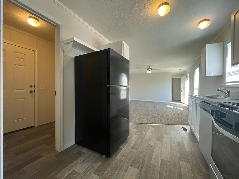38000 Le Chateau Blvd #521 — Photo 10