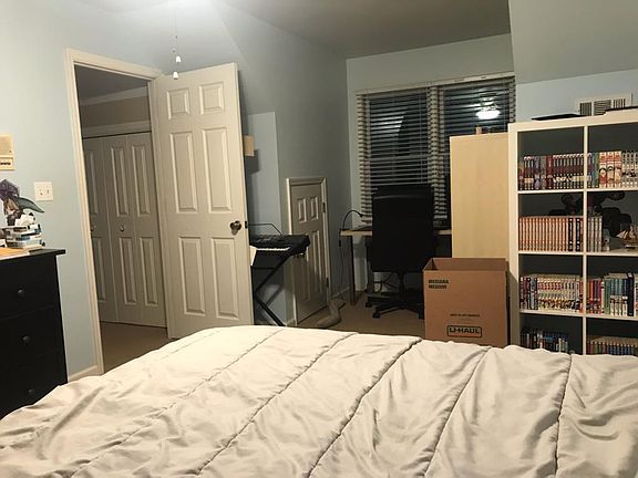 4th image of 58 Woodlawn Ln
