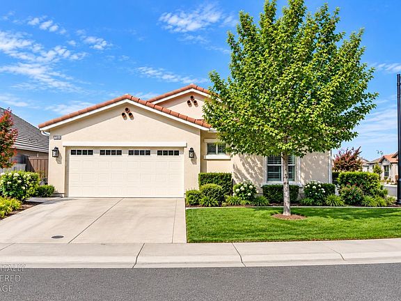 3rd image of 3139 Golden Trail St