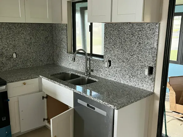 602 SW Jeanne St, Port Saint Lucie, FL 34953