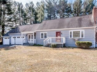 3 Blueberry Ln, Avon, CT 06001