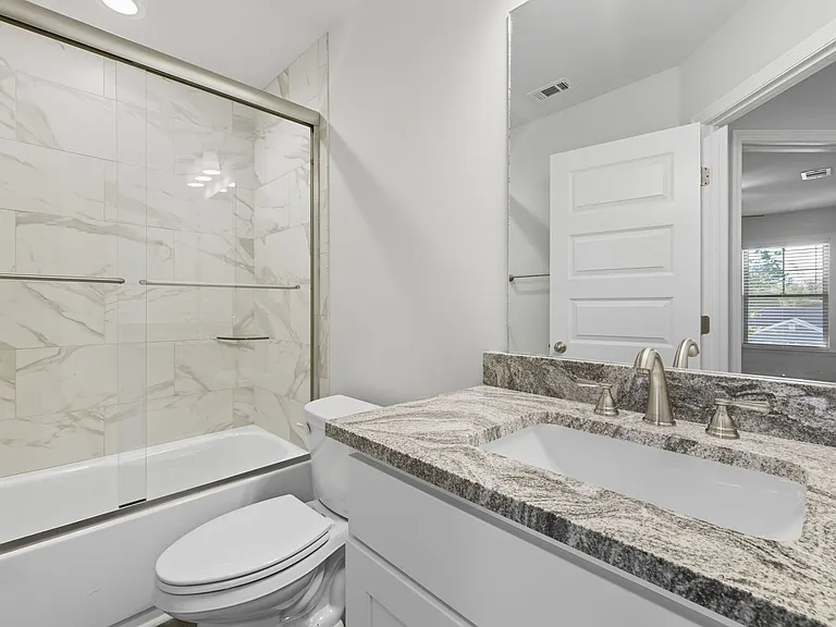 5084 Hamilton Cir — Photo 11