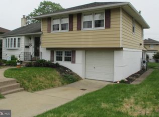 9959 Wistaria St, Philadelphia, PA 19115