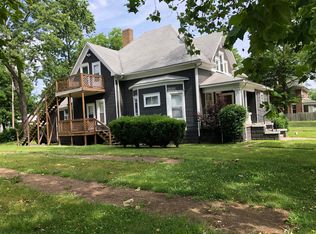916 N 7th St APT D, Terre Haute, IN 47807