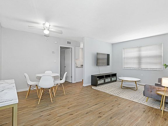 4th image of 13110 Leisurewood Pl APT 209