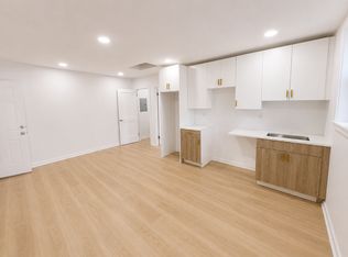 856 N 22nd St #3R, Philadelphia, PA 19130