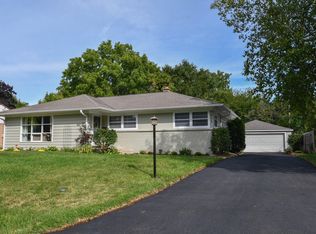 934 W Theresa Ln, Glendale, WI 53209