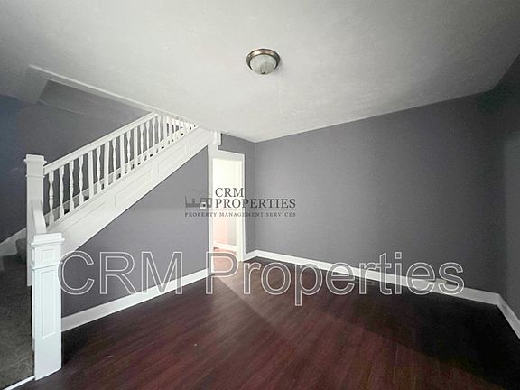 4th image of 427 Jefferson Ave