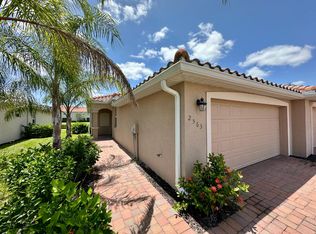 2563 Vine Ave, Naples, FL 34120