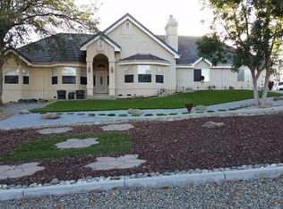 14538 Crown Oak Dr, Prather, CA