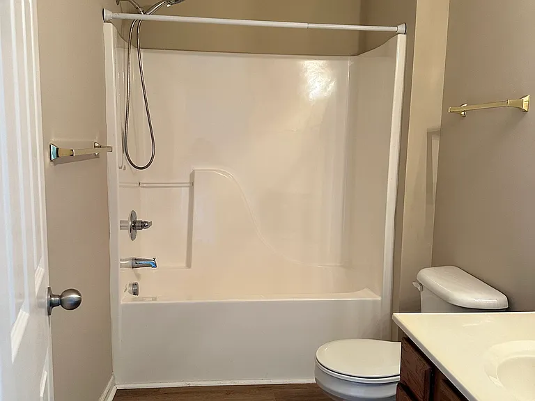3944 Winthrop Dr — Photo 27