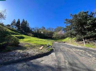 40 Rodrigues Ln, Walnut Creek, CA 94597