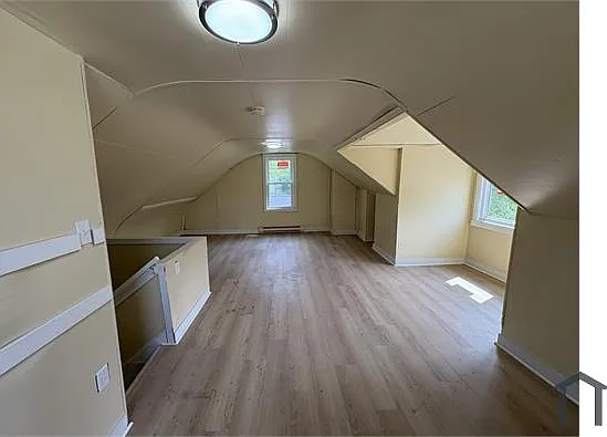 1001 Woodview Rd — Photo 6