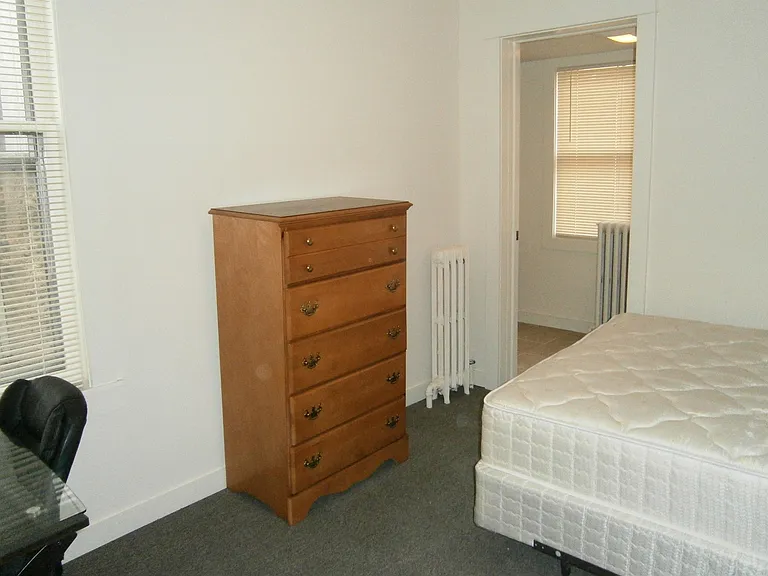 202 Williams St #2 — Photo 8