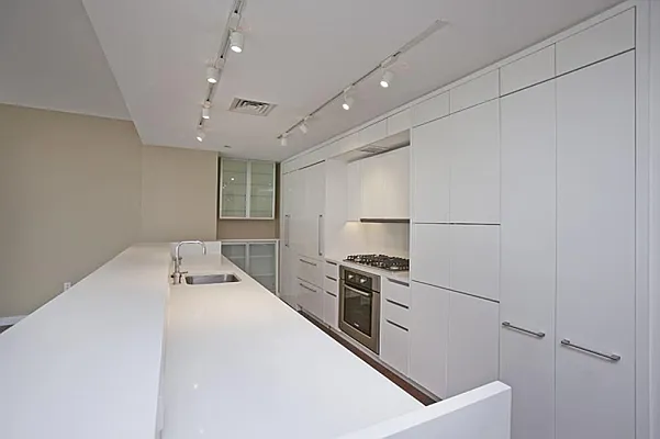 Rented by Olshan Realty | media 29