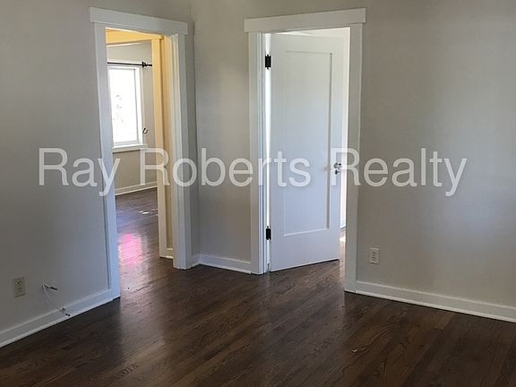 4th image of 938 N Mar Vista Ave