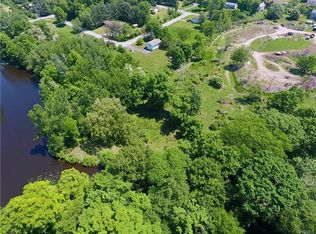 34 Susi Oval, Plattekill, NY 12548