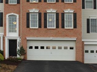 105 Castleview Dr, Mc Kees Rocks, PA 15136