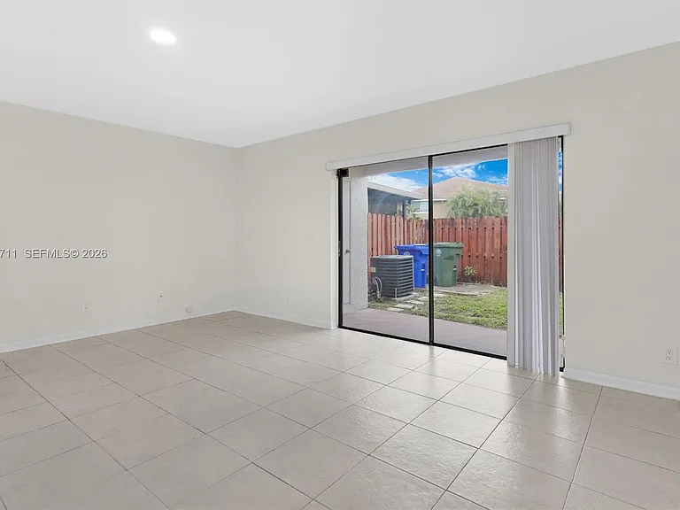 741 NW 105th Ter #TOWNHOUSE — Photo 23