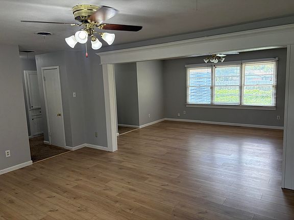 4th image of 3025 57th St