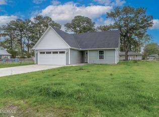 104 Chappell Garden Dr, Elizabeth City, NC 27909