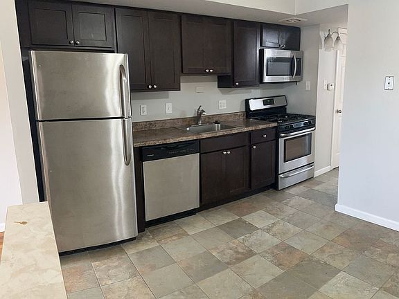 3rd image of 5225 Southwest Ave APT 203