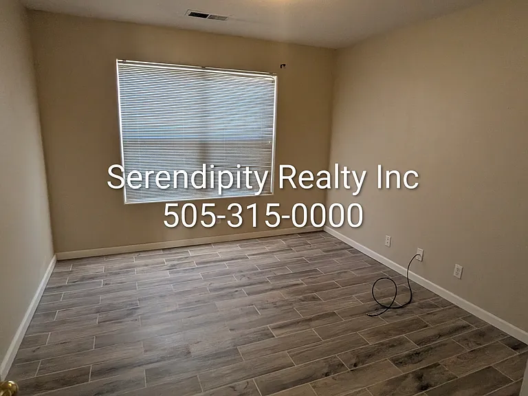 5060 Mira Vista Dr NE — Photo 12