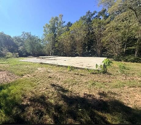 2nd image of 460 Coby Dr