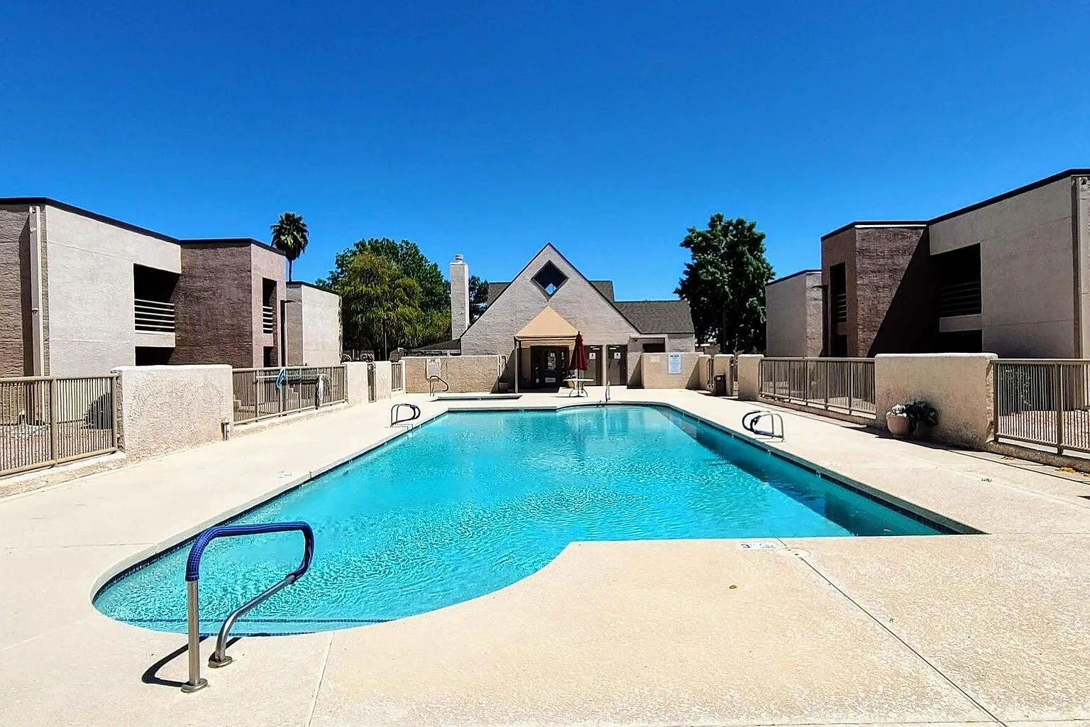 1 bed, 790 sqft, $1,195 — Photo 3