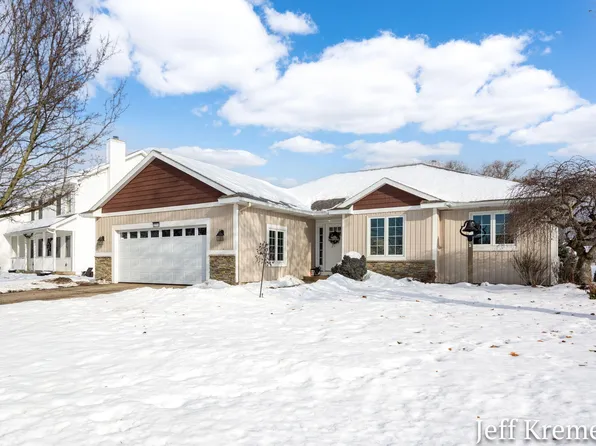 2713 Gullmont Dr SW, Wyoming, MI 49418