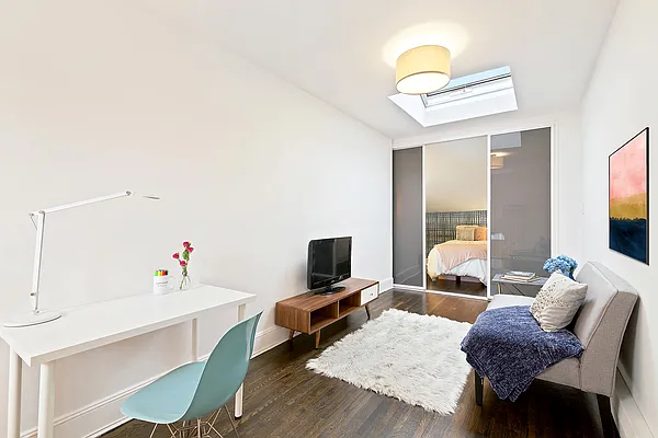 Sold by Corcoran | media 7