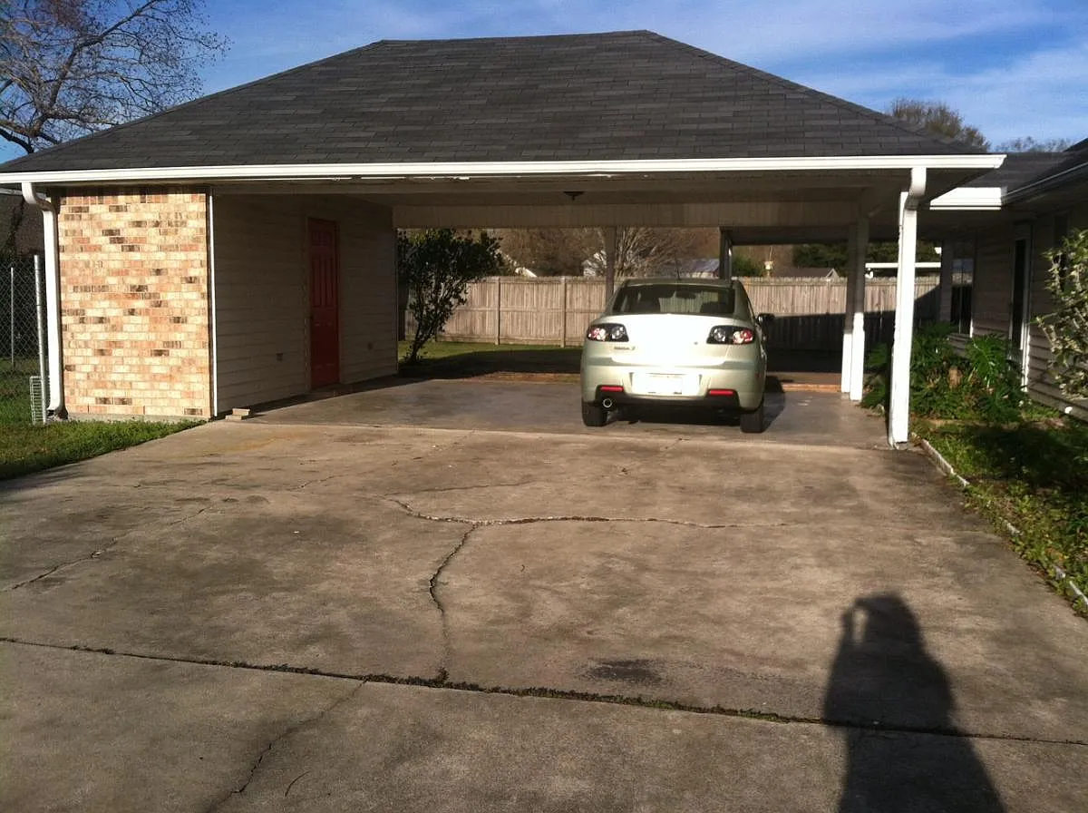 43218 Lake Terrace Drive — Photo 3