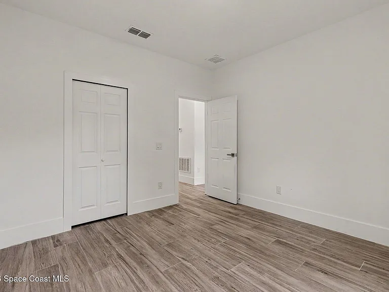 15 Travis St #101 — Photo 17