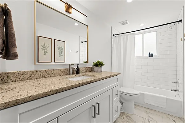 3905 Crooks Rd #2 — Photo 9