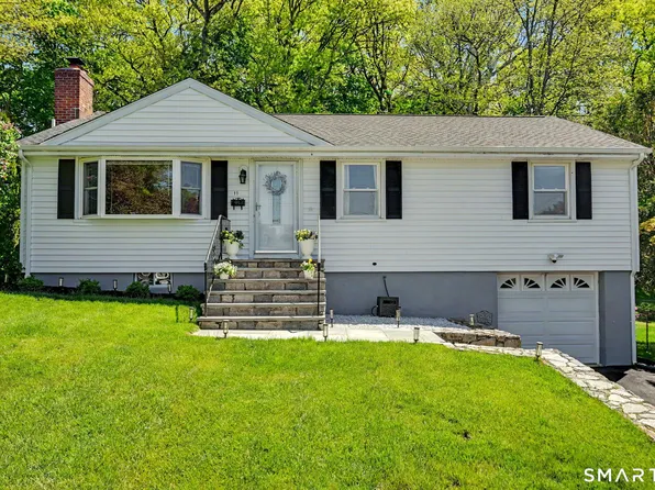 11 Klondike Avenue, Stamford, CT 06907