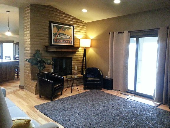 Upstairs Family Room 