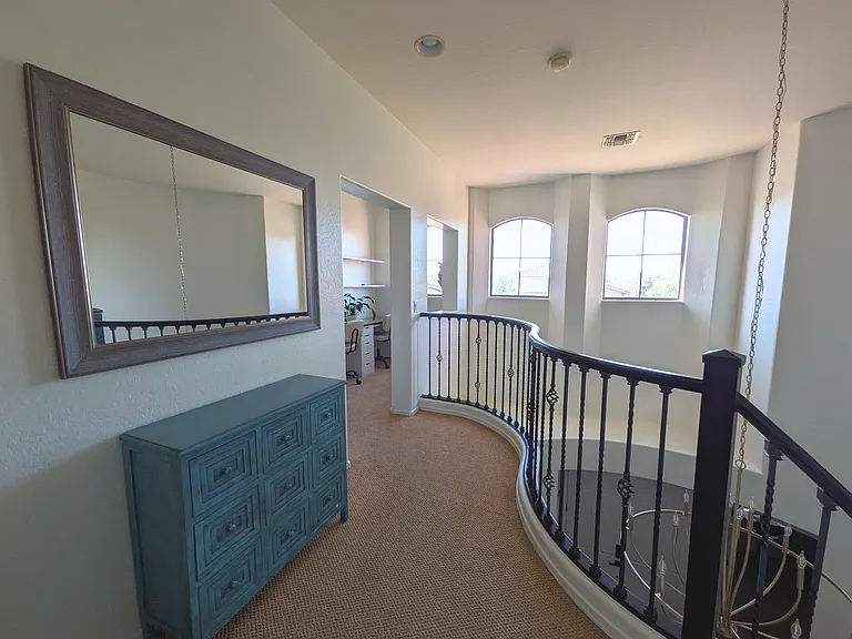 4053 E Reins Rd — Photo 16