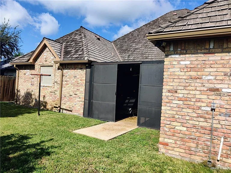 2516 Sequoia Dr — Photo 23