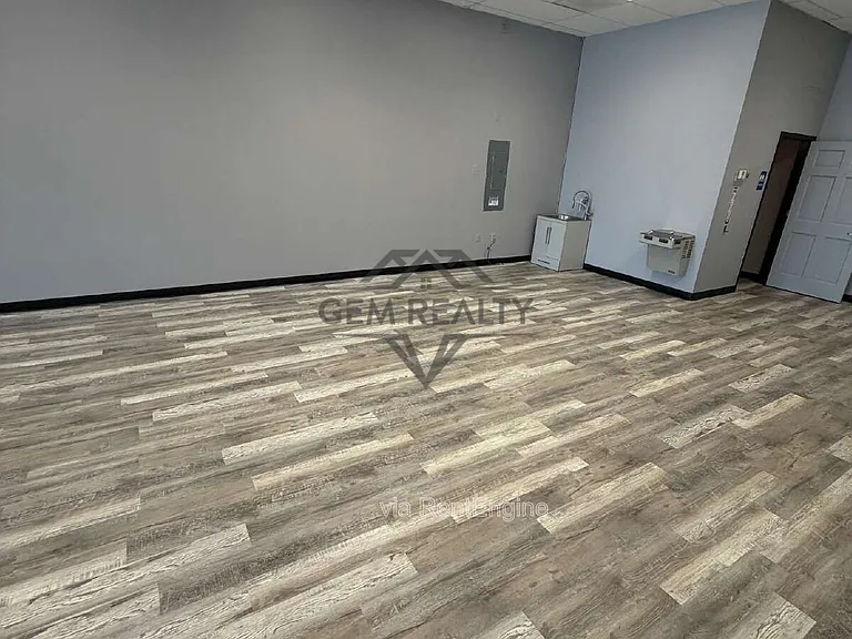 10813 Courthouse Rd #106 — Photo 9