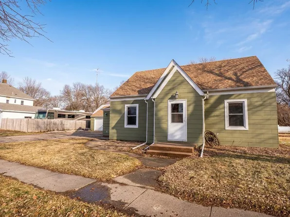 122 1st Ave NE, Clara City, MN 56222