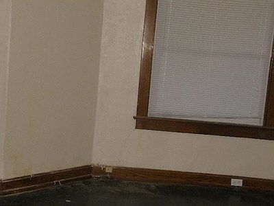 5th image of 115 N Askew Ave