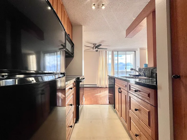 10883 Saskatchewan Dr NW #1401 — Photo 6
