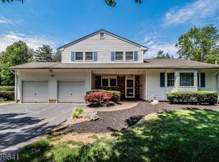 26 Clyde Rd, Somerset, NJ 08873
