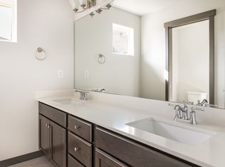 1500 S Puget Dr UNIT 1500B, Renton, WA 98055