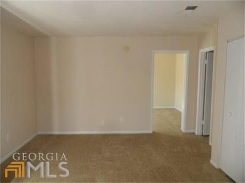 3rd image of 3607 Woodbriar Cir APT E