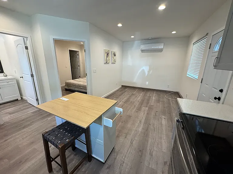 5059B Ludgate Dr — Photo 10