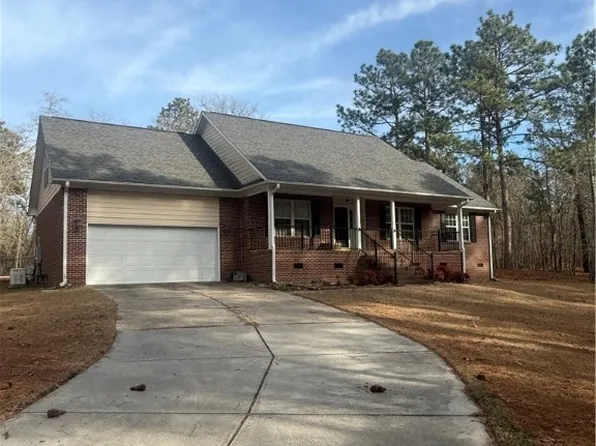 154 Gulley Branch Rd, Raeford, NC 28376