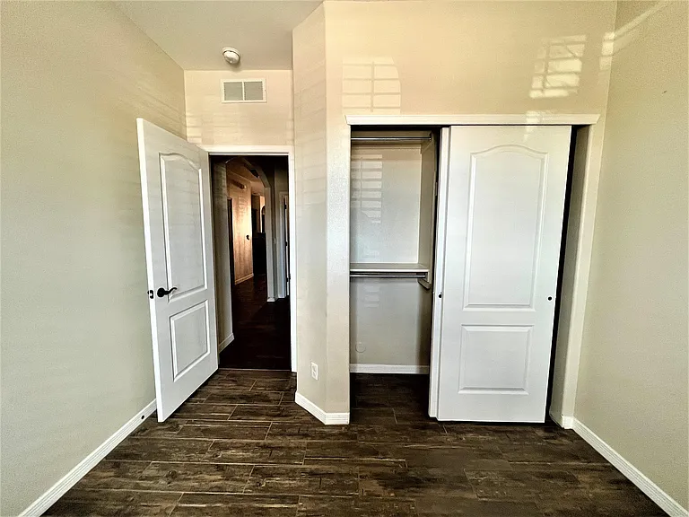 14529 Smokey Point Dr — Photo 4